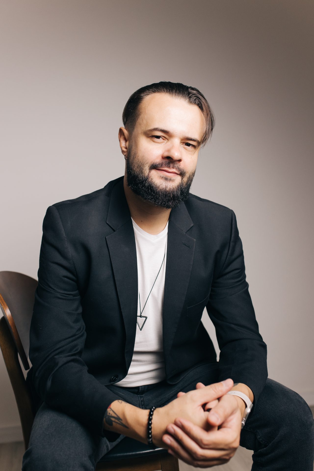 Thiago Melo em conversa sobre carreira, nos bastidores